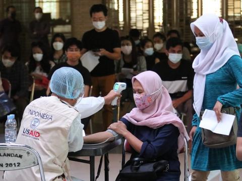Pre-vaccine health assessment in Indonesia