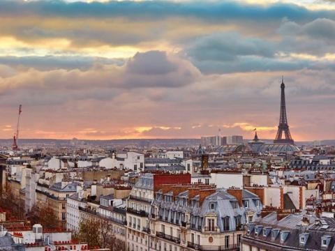 Paris skyline