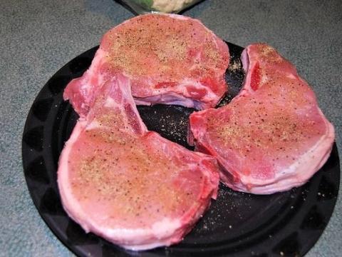 Raw pork chops