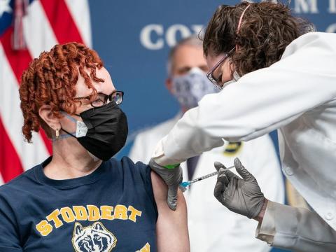 Federal COVID vaccine photo op