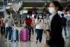 Masked Thai air travelers